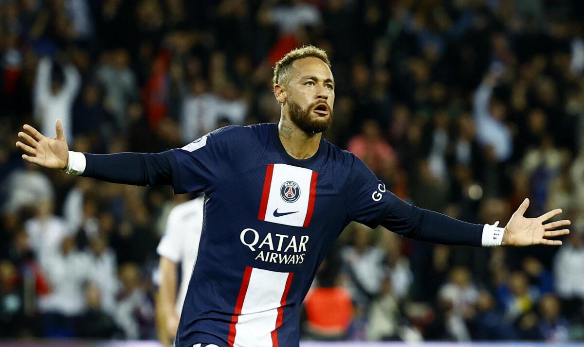 PSG 1-0 OM, Ligue 1 HIGHLIGHTS: Neymar strike helps PSG win over 10-man Marseille