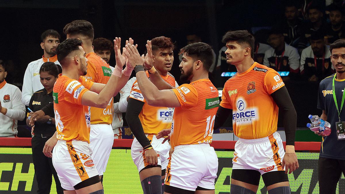 Pro Kabaddi League Match Day Highlights Puneri Paltan Tops