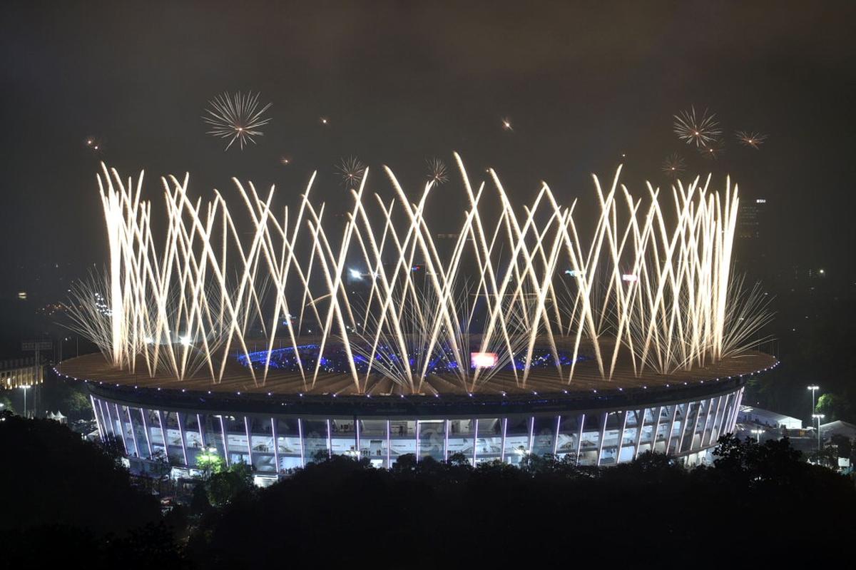 In pictures: Asian Games closing ceremony