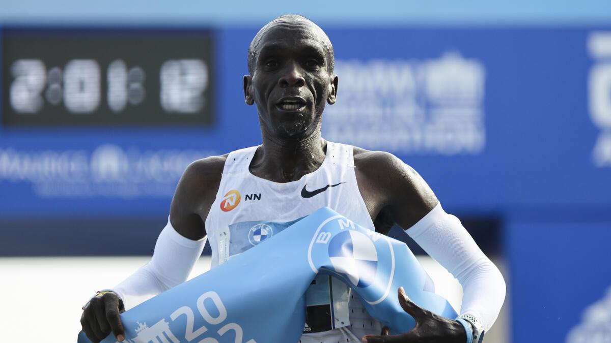 Boston Marathon poses new challenge for Kipchoge: slow down