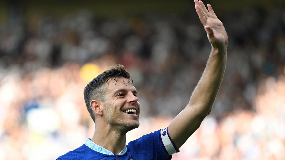 La légende de Chelsea, Cesar Azpilicueta, a pris sa retraite du football professionnel.