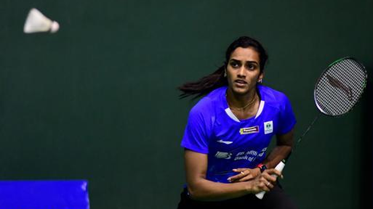 Sindhu gets favourable draw, tough opener for Saina in Thailand