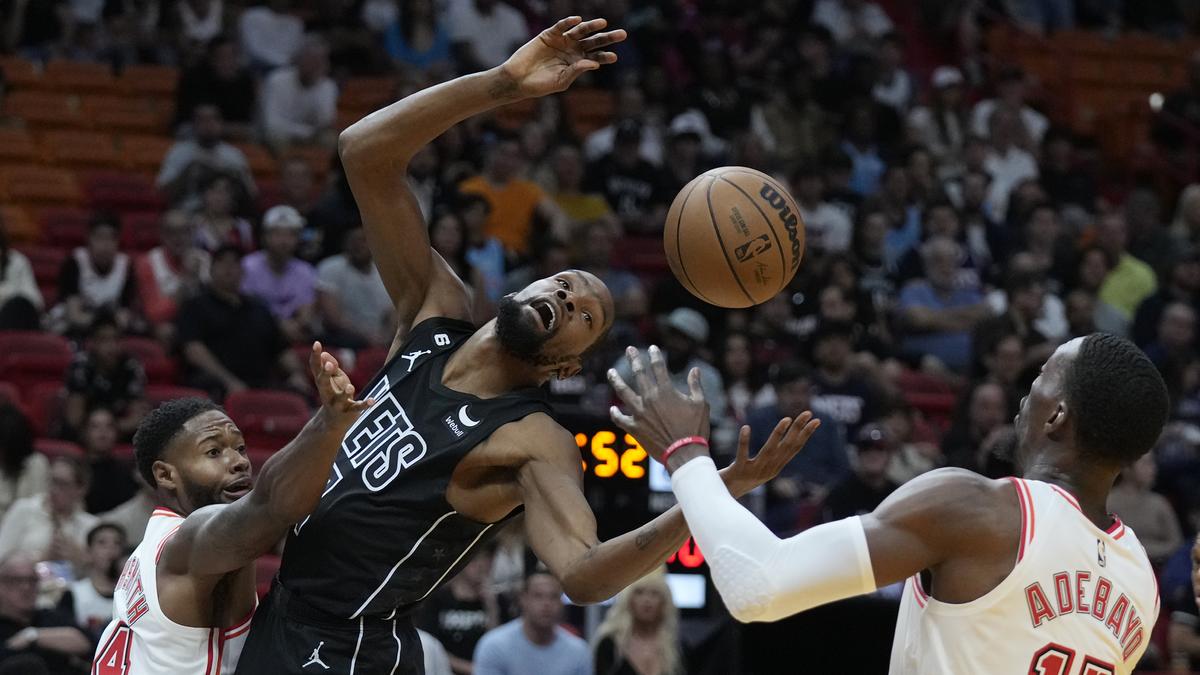 Nets’ Durant out for at least two weeks with sprained right knee