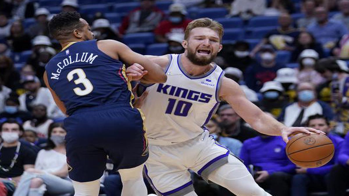 NBA suspends Kings' Domantas Sabonis for 'shocking' a referee