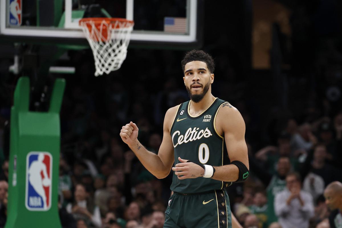 NBA roundup: Celtics extend winning streak to seven