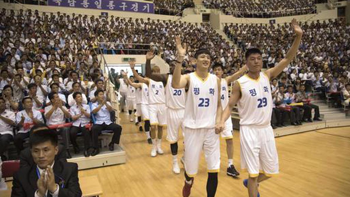 North and South Korea hold friendly basketball match in Pyongyang