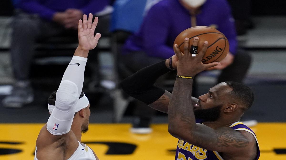 NBA: James, Davis help Lakers beat Pelicans - Sports News - Sportstar