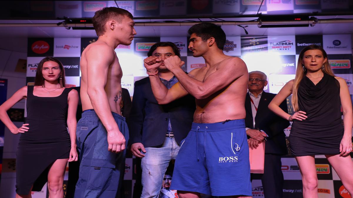 Artysh Lopsan ends Vijender Singh's unbeaten run in pro circuit