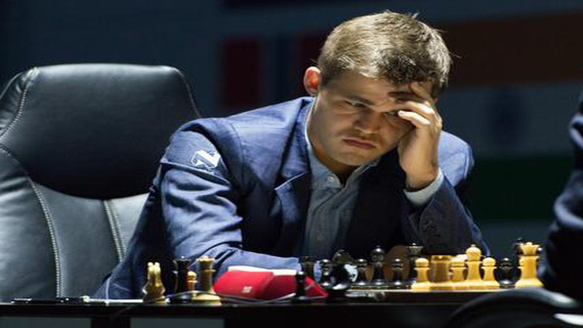 ITALIAN GAME!! Magnus Carlsen vs Anish Giri