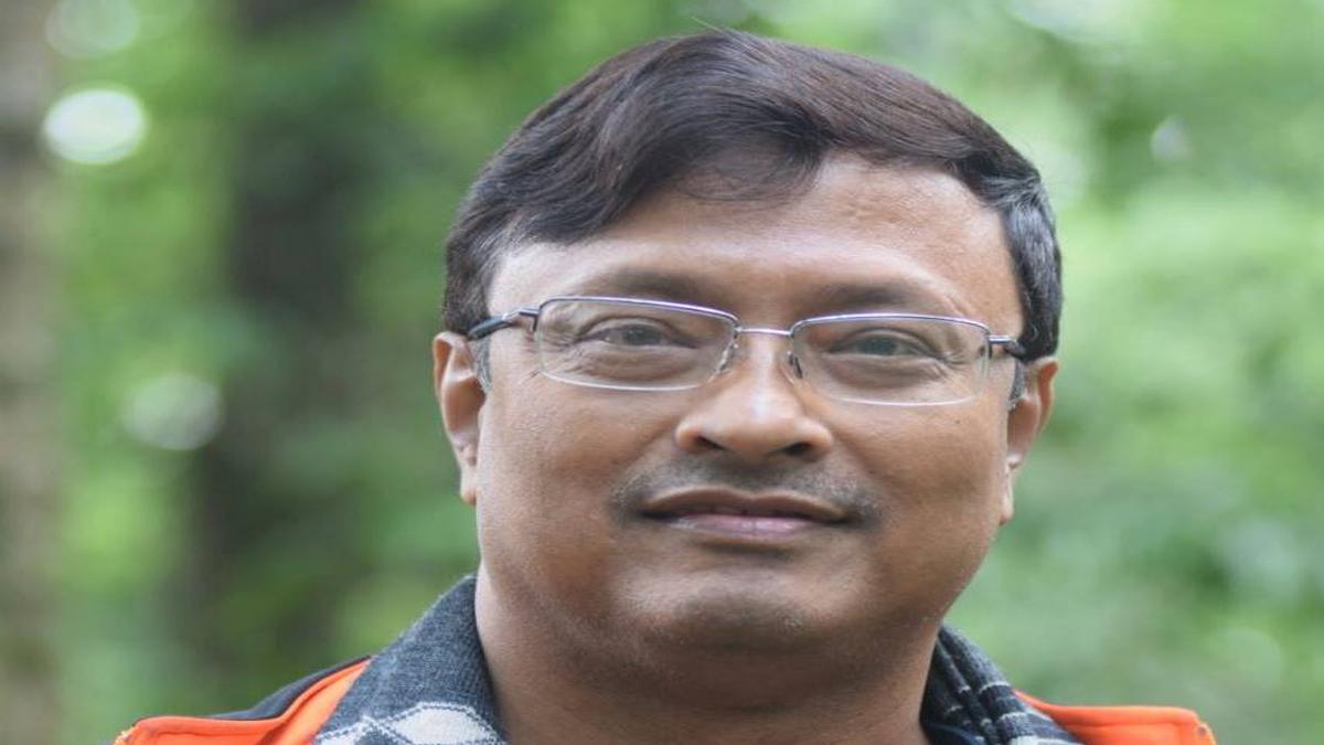 Atanu Lahiri calls for legal action against Dibyendu Barua