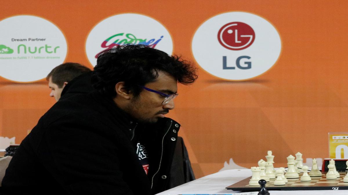 Delhi Int’l Open Grandmasters: Karthik stuns Abhijeet on day of upsets