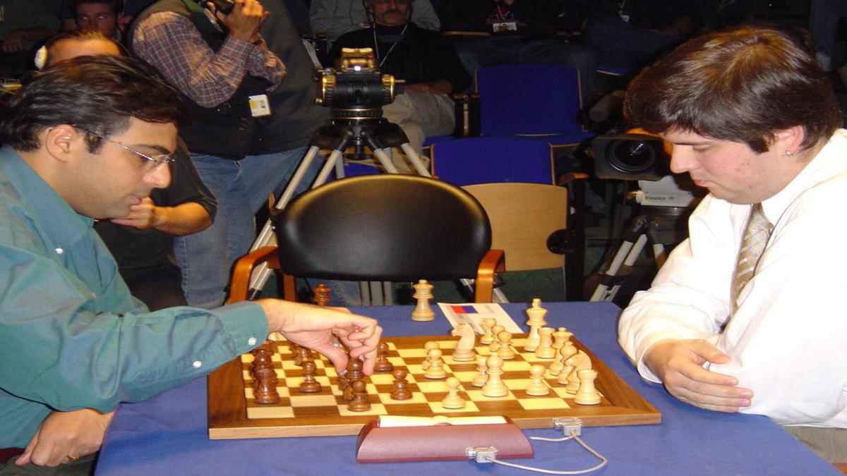 Legends of Chess, highlights: Carlsen dominates, Svidler ekes out lead against Anand