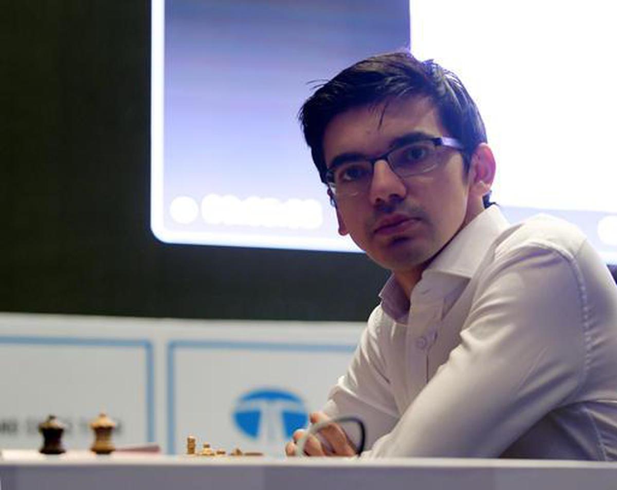 chess24 Legends 9: Carlsen ends Kramnik's hopes