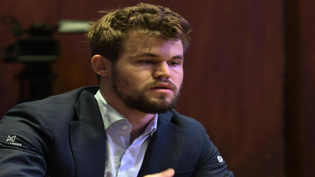 Goldmoney Asian Rapid quarterfinals: Magnus Carlsen overpowers fighting Wesley So