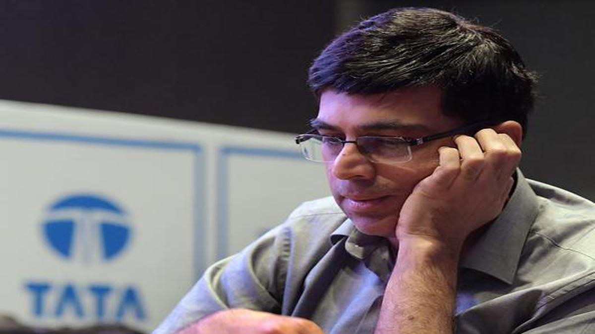 Anand to support FIDE president Dvorkovich’s re-election bid