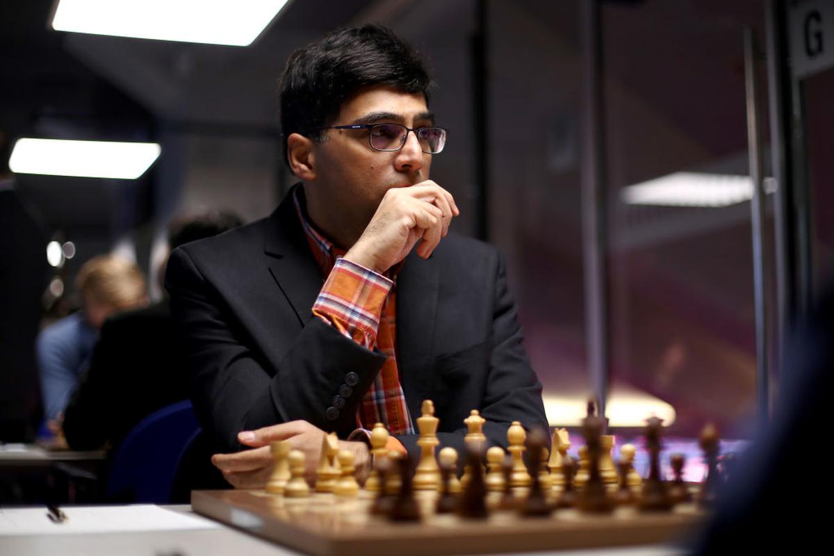 Viswanathan Anand's Top 5 Moves Of All Time 