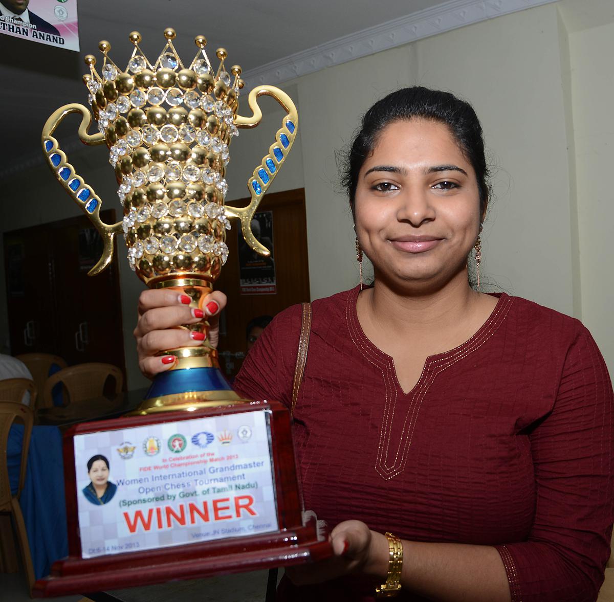 Chess Olympiad: Anand, Harikrishna help India men continue winning streak,  women draw with Serbia