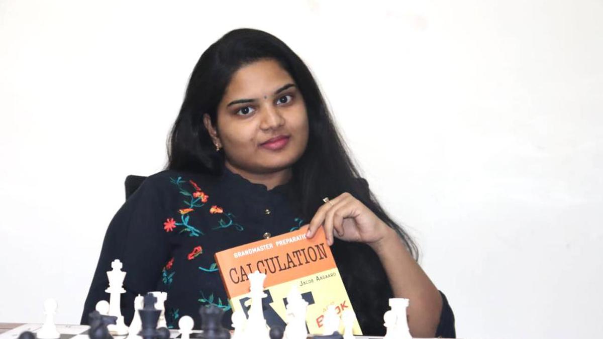 Chennai Grand Masters 2023: Harikrishna, Sjugirov joint leaders after  second round - Sportstar