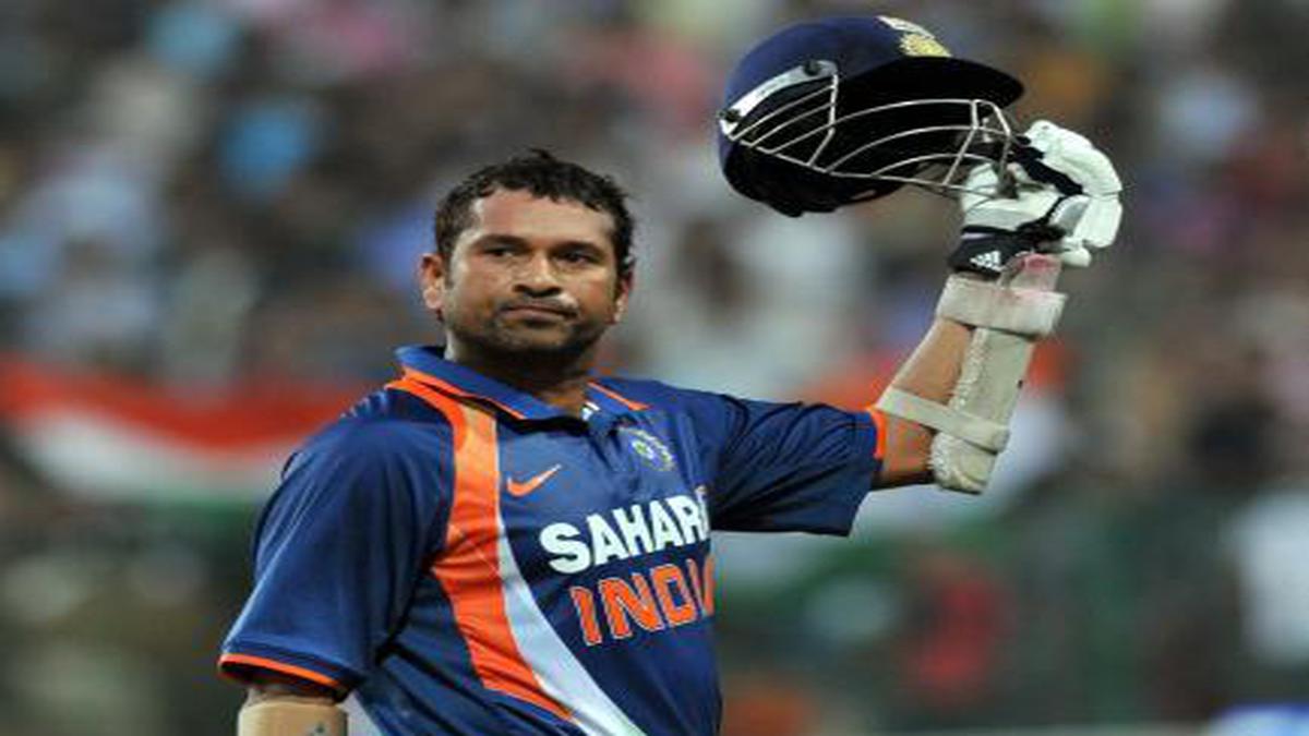 On This Day: Sachin Tendulkar Becomes First Batsman To Score 200 In ...