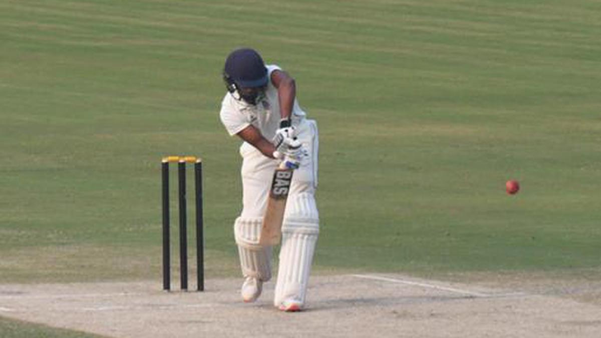 Ranji Trophy 2018-19: Girinath five-for gives Andhra big advantage