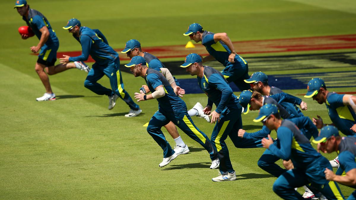 World Cup 2019 semifinal: Australia stars engage in bonding session barefoot ahead of England clash