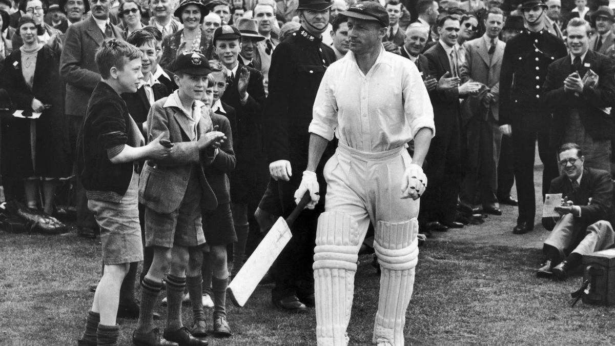 New Zealand man to make $30,000 by selling a Don Bradman bat