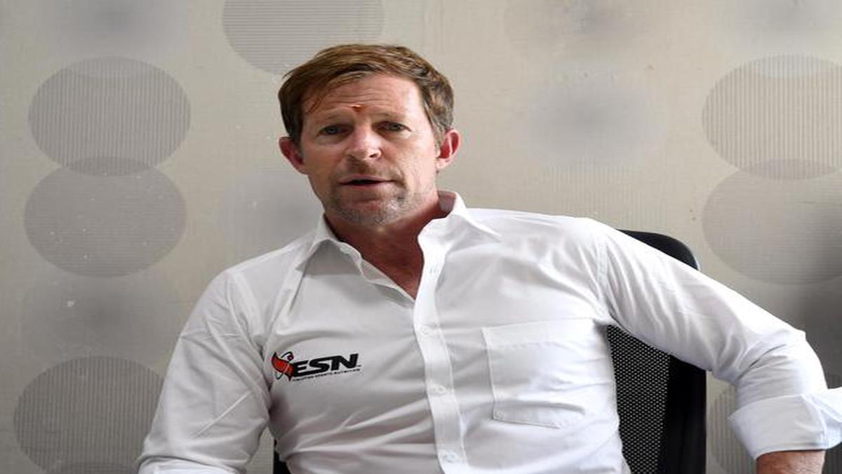 Jonty Rhodes joins Sweden as head coach - Sportstar