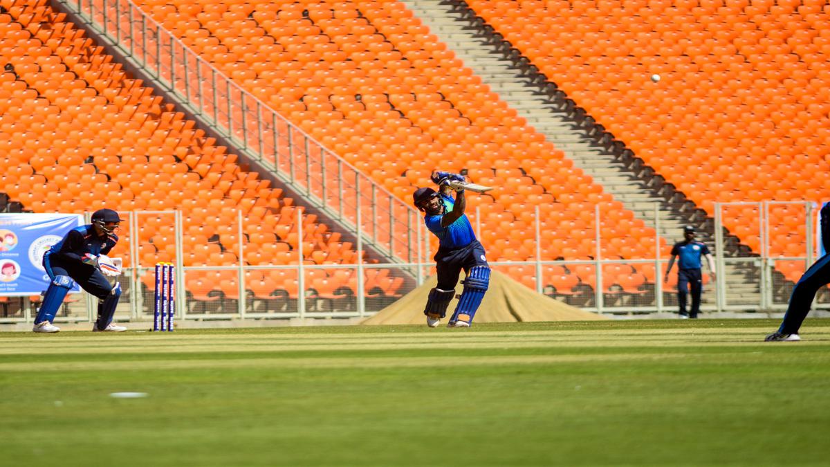 Syed Mushtaq Ali Trophy: Vishnu Solanki guides Baroda to semifinal