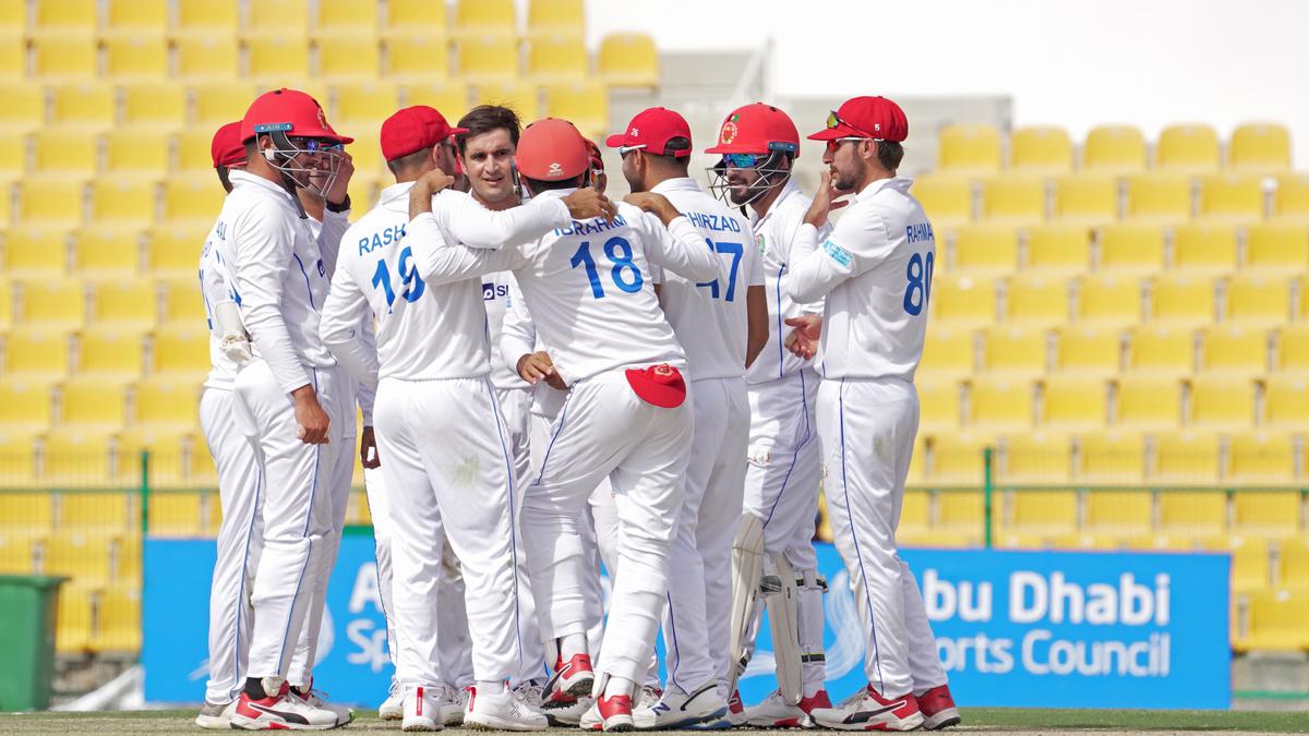 Rashid, Hamza put Afghanistan in driver's seat against Zimbabwe