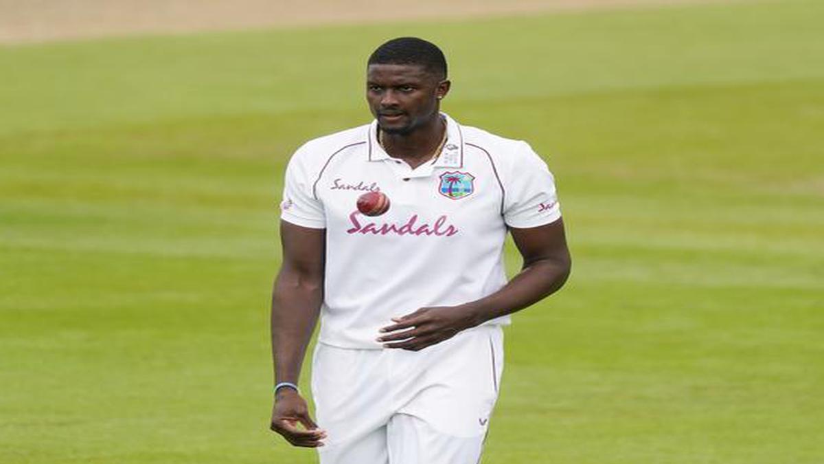 Holder, Roach give West Indies the advantage in first SL Test