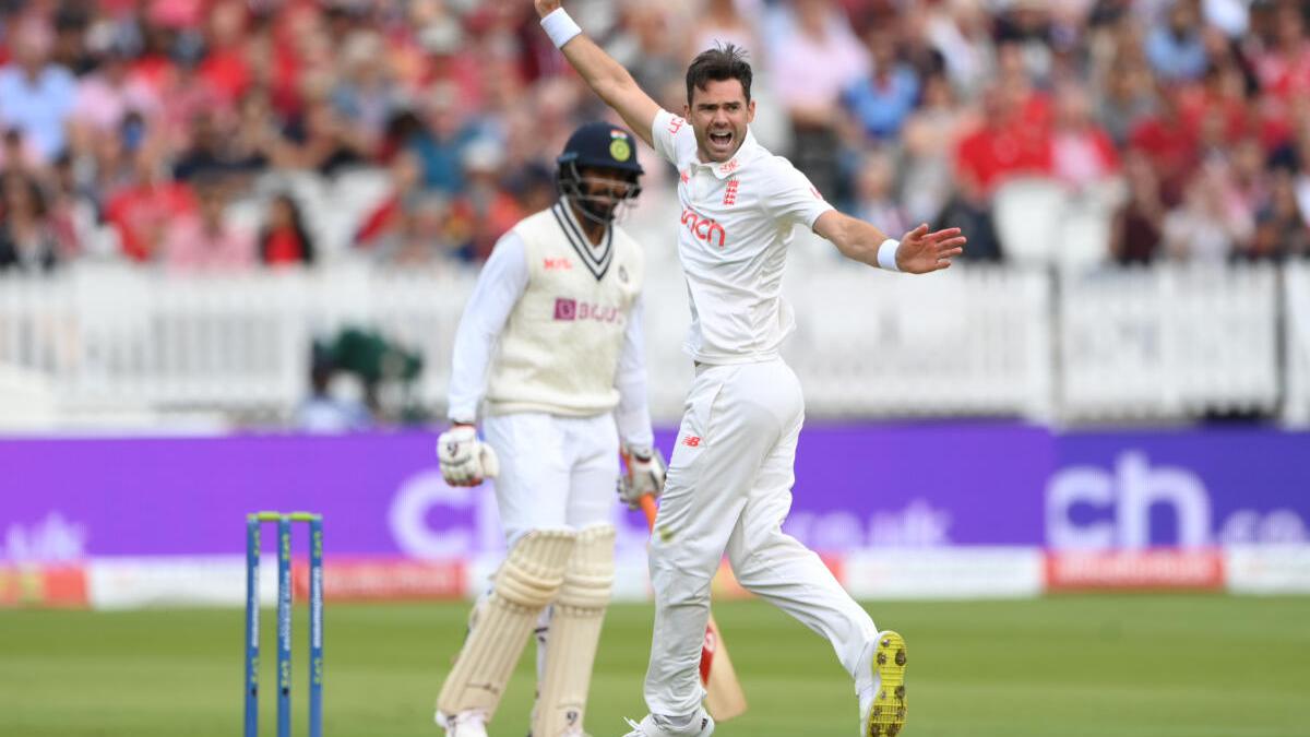 ENG vs IND, 2nd Test, Day 2: England hits back after Anderson takes five to restrict India to 364