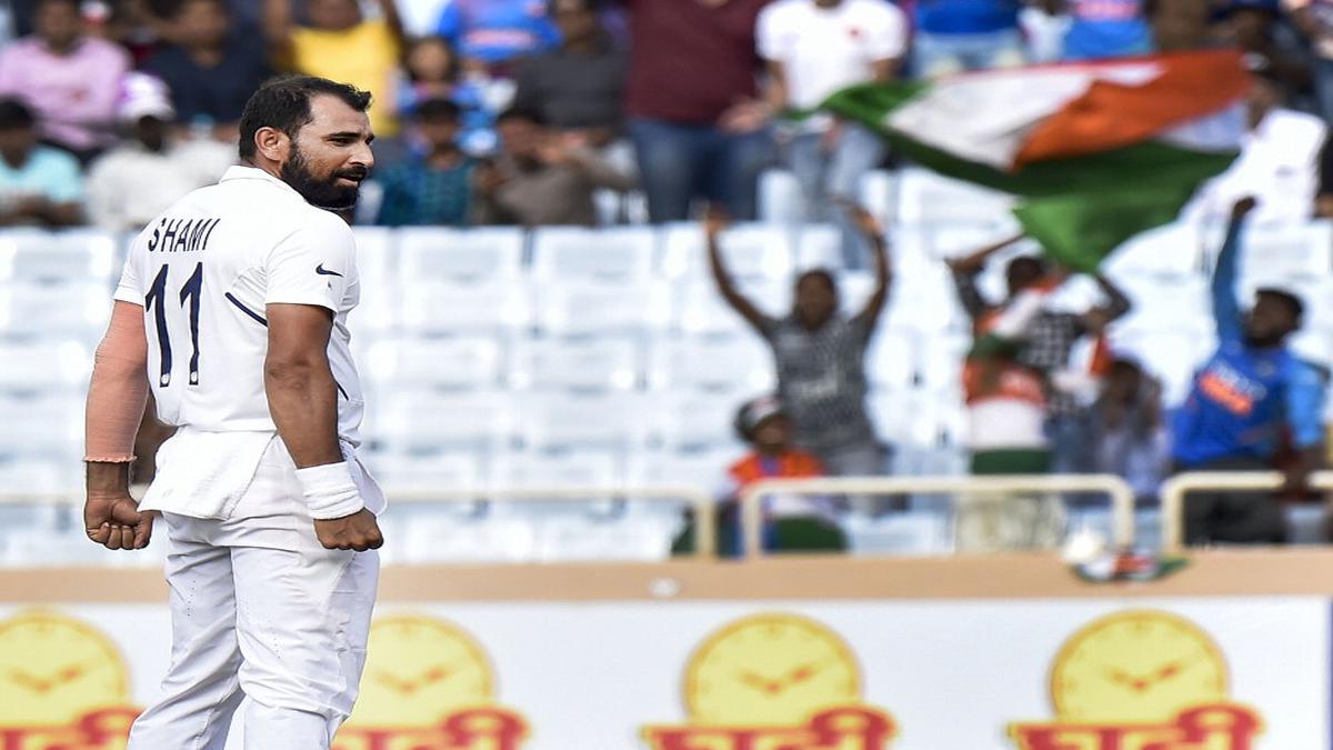 Shami, Umesh forcing the initiative against struggling Proteas