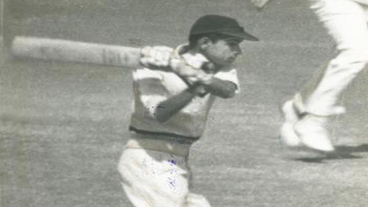 Former India all-rounder Bapu Nadkarni dies at 86