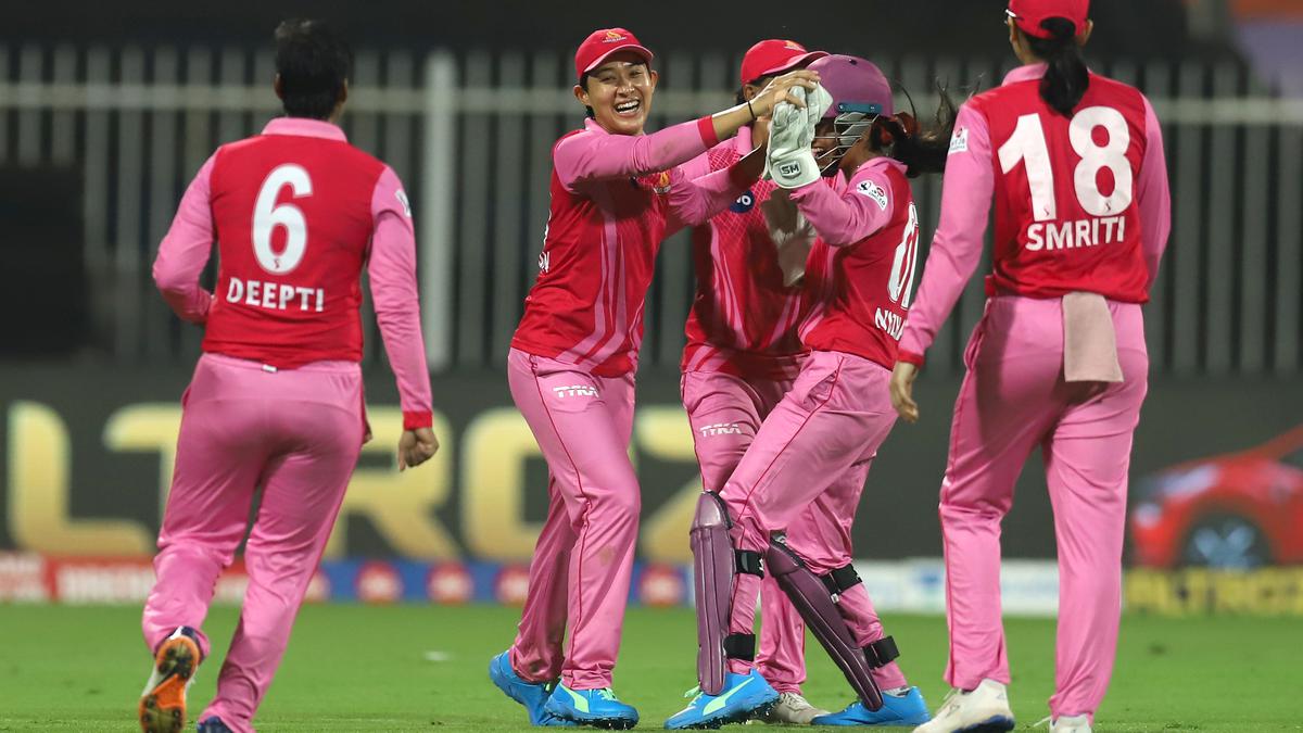 Women's T20 Challenge final: Mandhana, spinners hand Trailblazers maiden title - Cricket news - Sportstar