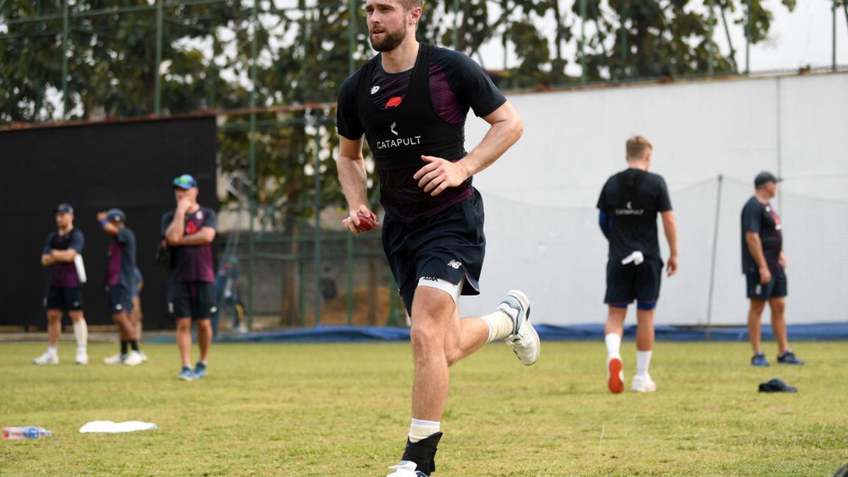 Chris Woakes returns to England T20 squad for Sri Lanka series