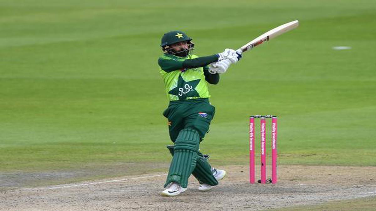 Mohammad Hafeez left out for South Africa T20Is after bio-bubble deadlock