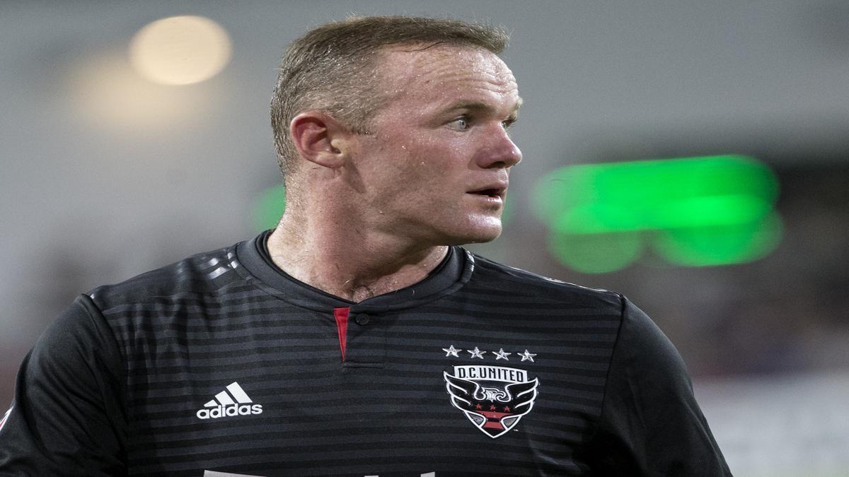 Wayne Rooney reveals manager job offers