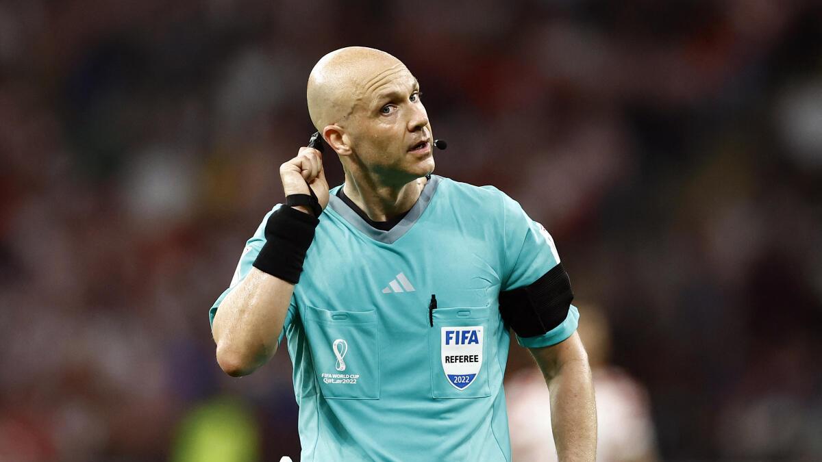 Why are no English referees selected for Argentina vs France FIFA World Cup 2022 final?