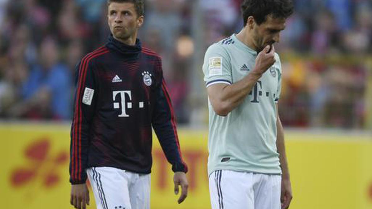 Bayern Munich self-critical after slipping behind Dortmund in title race