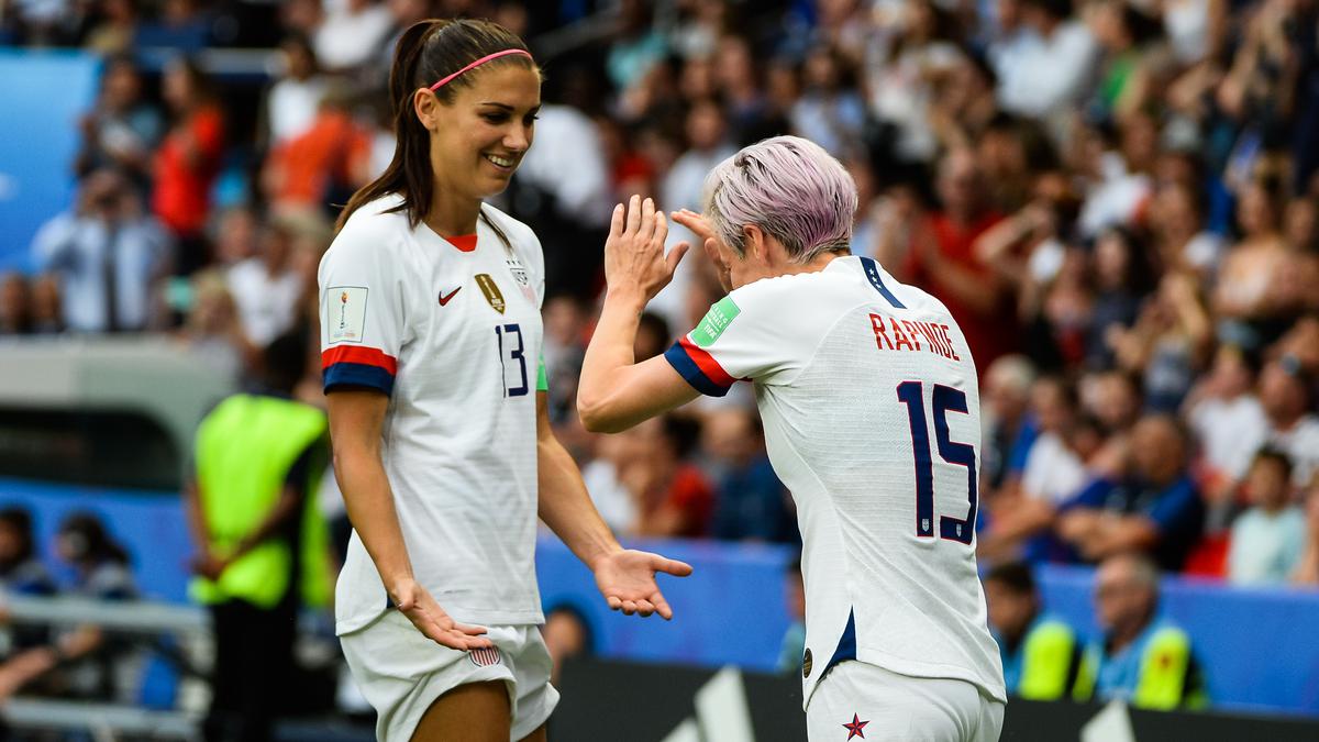 Alex Morgan joins Megan Rapinoe, doesn't sing national anthem