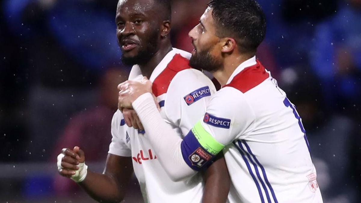 Transfer Roundup: Nabil Fekir still set to leave Lyon, Napoli waits for Real Madrid to lower James Rodriguez's valuation