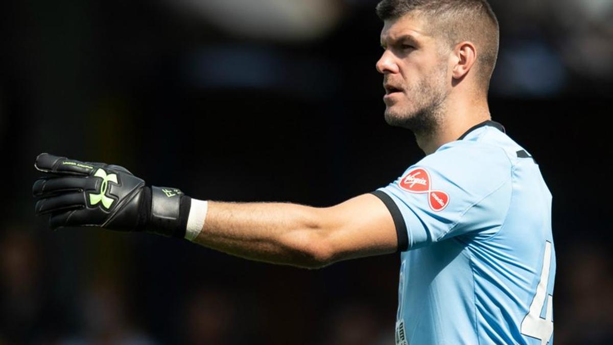 Southampton goalkeeper Forster joins Celtic on loan