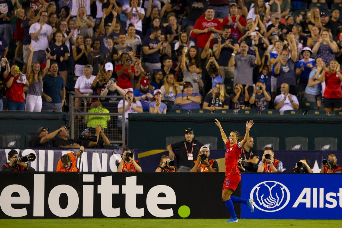 Watch Carli Lloyd Kick A 55-Yard Field Goal At An NFL Practice