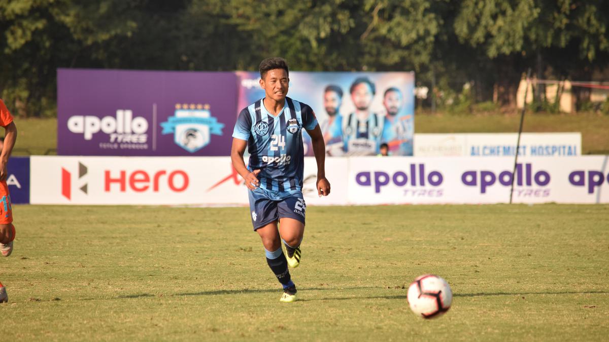 ISL: Odisha FC signs midfielder Thoiba Singh