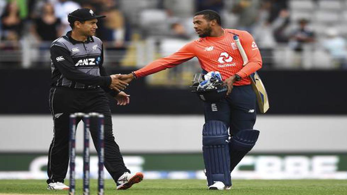 England wins super over thriller to secure NZ T20I series