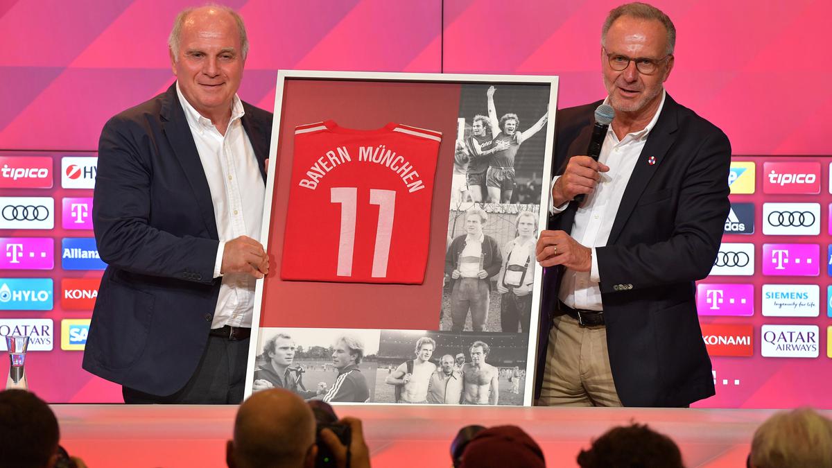 Uli Hoeness to step down as Bayern Munich club president