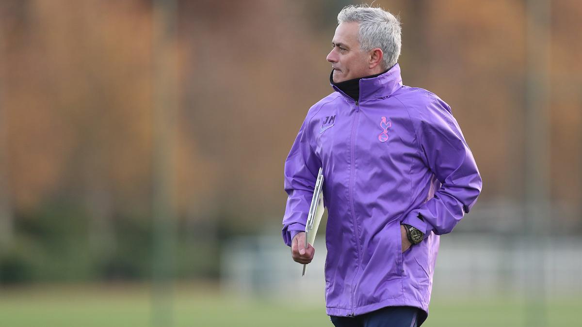 Mourinho promises "real passion" on Spurs appointment