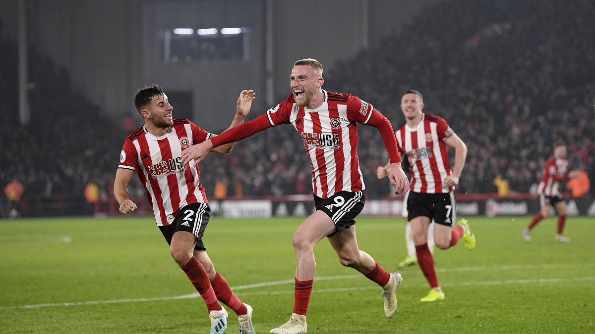 Sheffield United's McBurnie spoils Man United's comeback