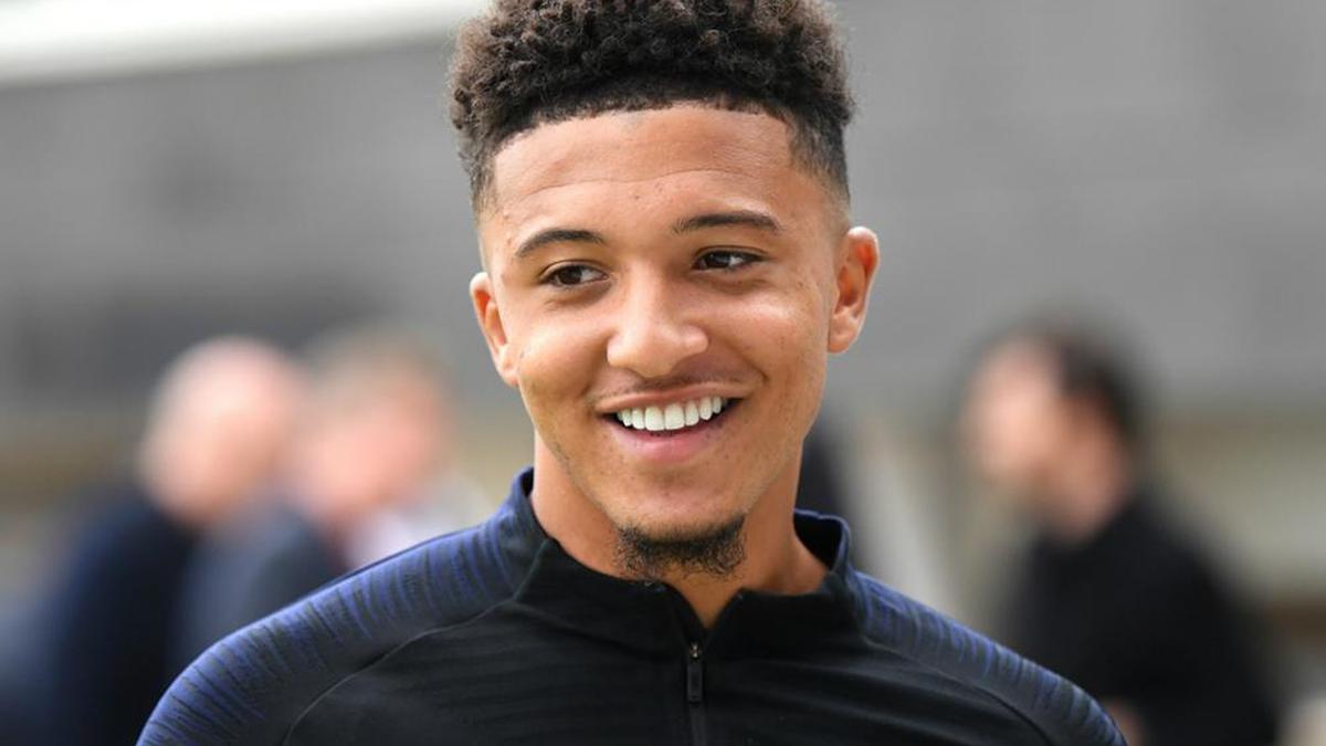 Dortmund says Jadon Sancho staying amid Man United links