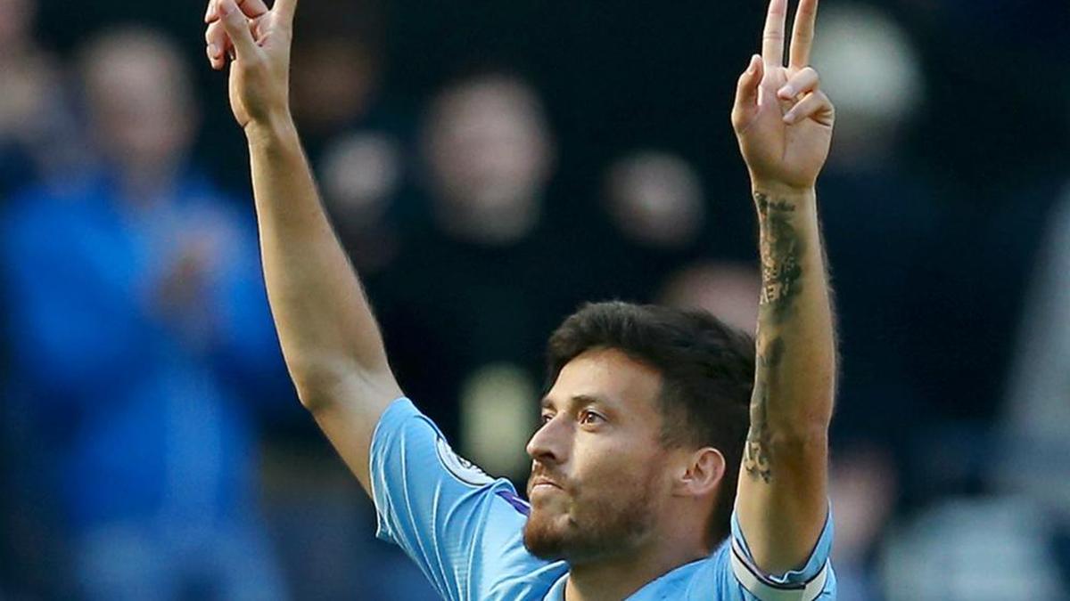 Premier League: David Silva to see out season with Manchester City